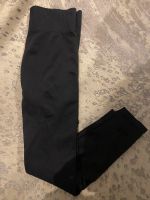 H&M Sport Leggings mit Muster M Nordrhein-Westfalen - Solingen Vorschau