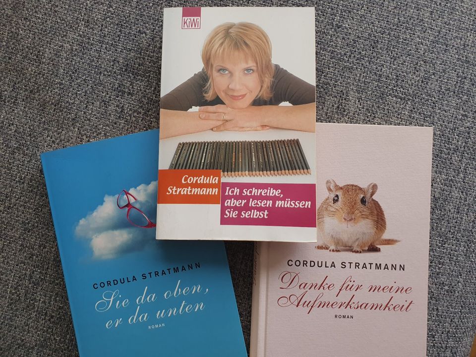 Buchpaket mit 3 Romanen von Cordula Stratmann in Stuttgart