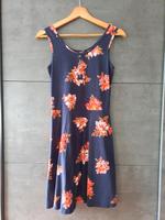 Sommerkleid, Gr. S, blau mit floralem Muster Saarland - Püttlingen Vorschau