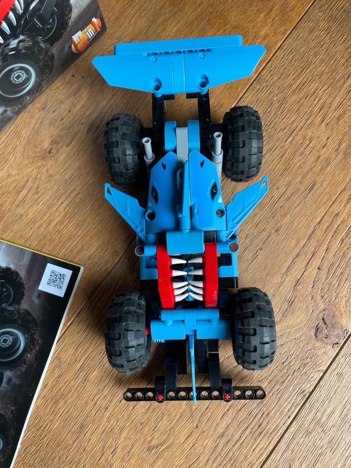 Lego Technic 2 Modelle Monster Jam Megalodon 42134 mit OVP in Dortmund