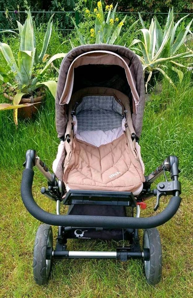 Gesslein F6 Kombi-Kinderwagen Buggy Sportwagen rosa braun Mädchen in Jena