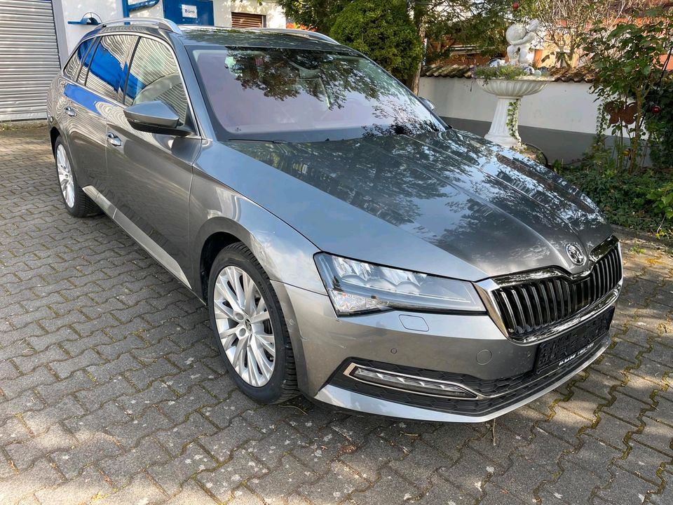 Skoda superb 2.0 tdi 4x4 in Stegaurach