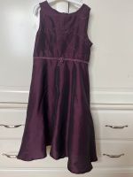 Kleid Bordeaux 82cm 146 / 152 Niedersachsen - Göttingen Vorschau