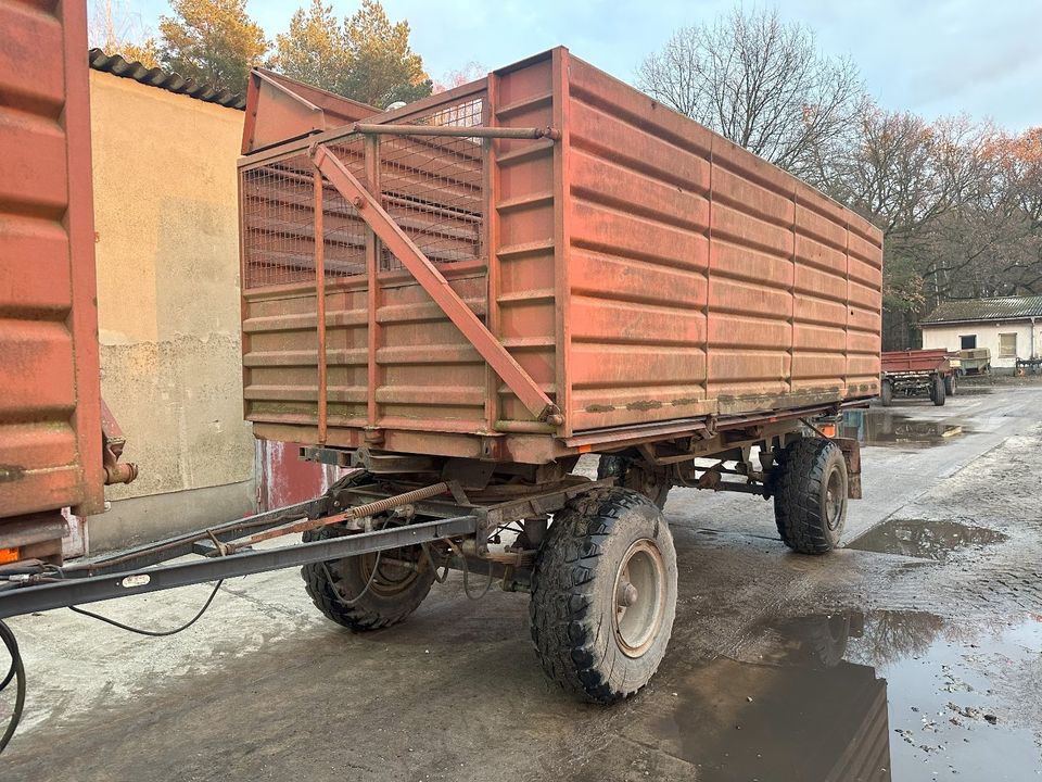 Fortschritt HW 80 Silo Aufbau Häckselwagen in Beelitz