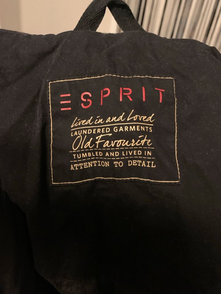 Esprit Jacke in Berlin