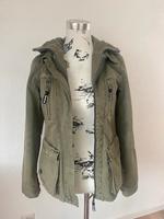 Tolle 2-1 Jacke, Parka mit Hoodie v. Bench Gr.36/S Baden-Württemberg - Brackenheim Vorschau