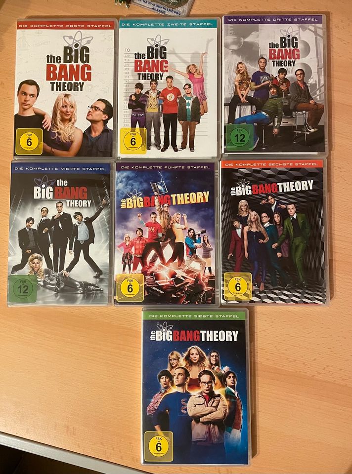 The Big Bang Theory Staffel 1 - 7 DVDs in Niederaula