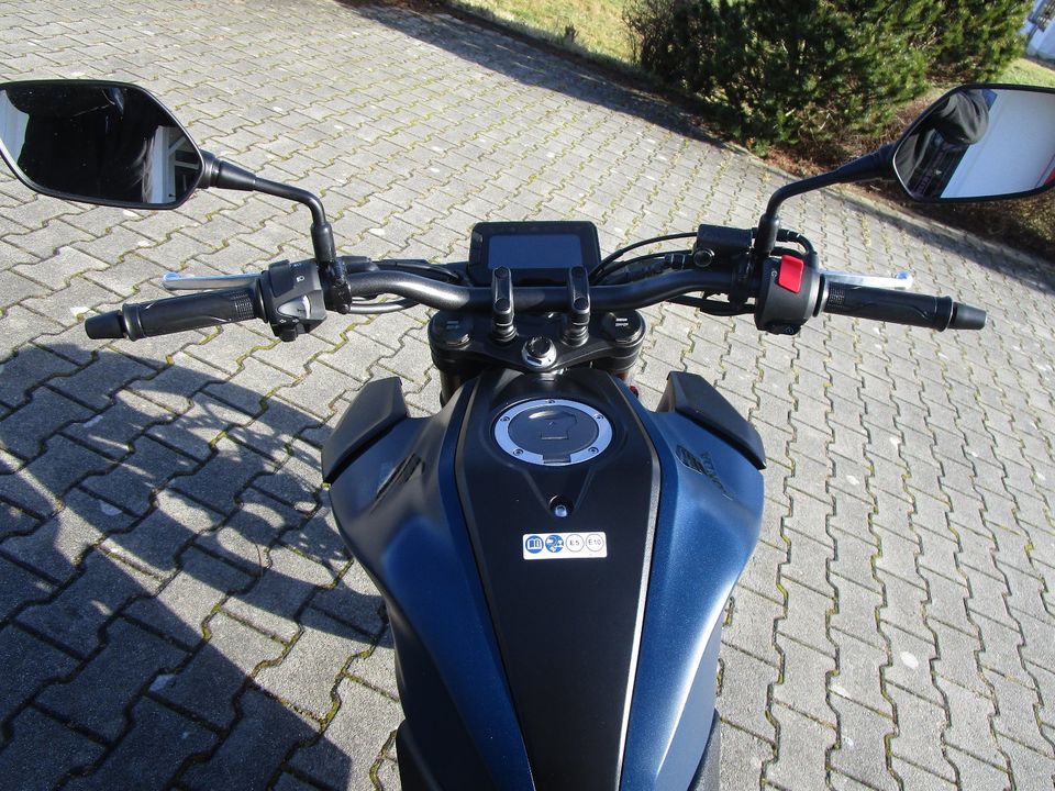 CB 125 R Bj. 24 in Stetten