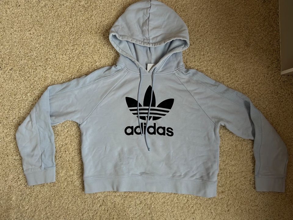 Adidas Cropped Hoodie in Braunschweig