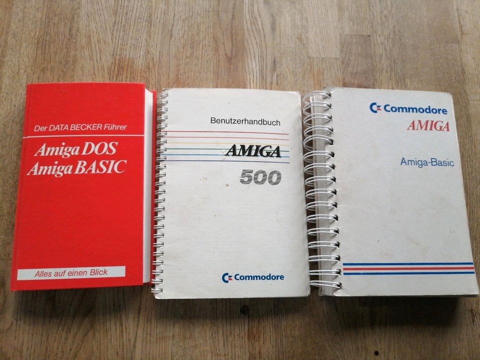 Amiga 500 Commodore Handbuch Handbücher original in Leezen