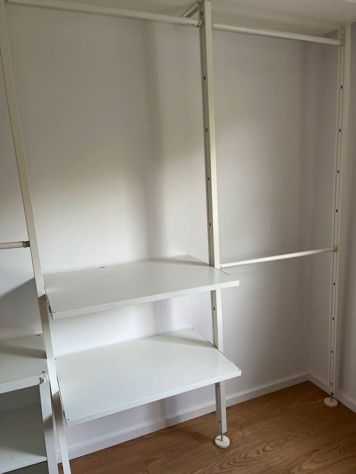 Offener Kleider Schrank elvarli Ikea +Regal in Weinböhla