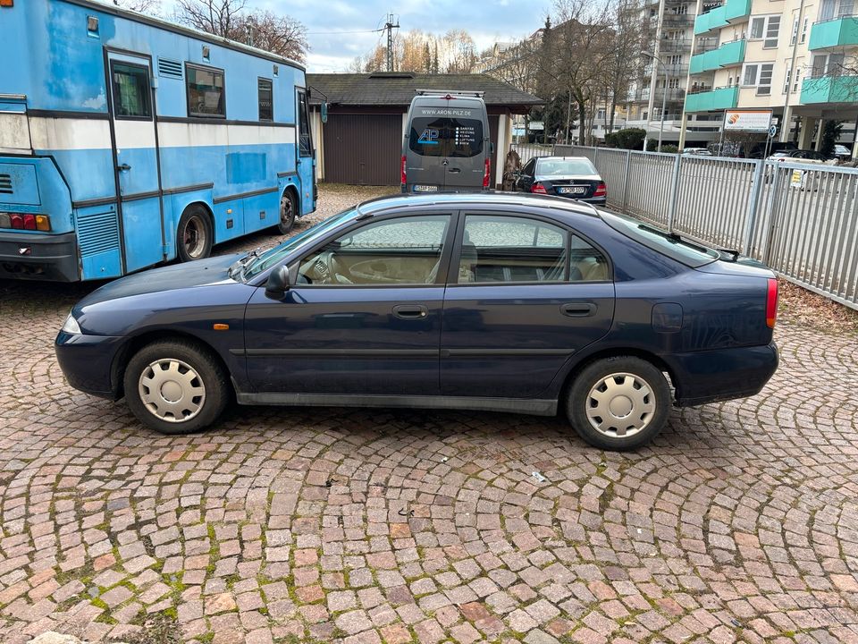 Mitsubishi Carisma 1600 GLX Limo Klima Euro2 Benzin Ez1997 Tüv in Donaueschingen