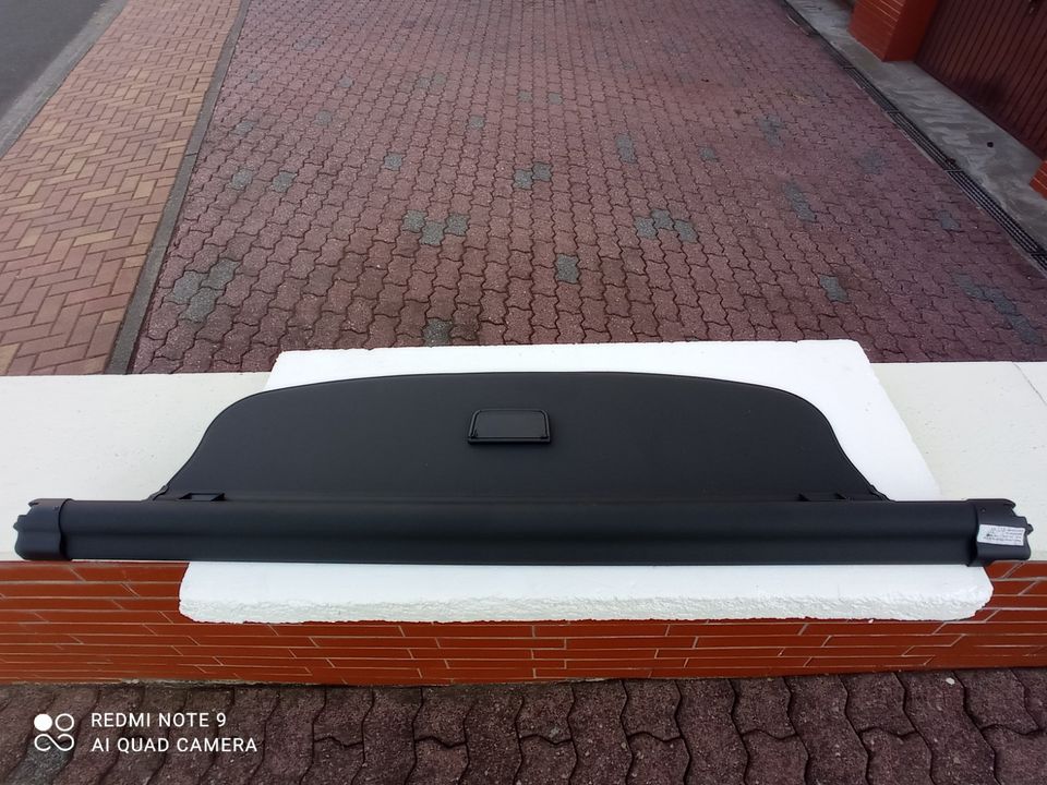 Audi A4 Original Kofferraumabdeckung+Netz /Zwei separate Teile in Kelkheim