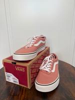 Vans mit Karton Niedersachsen - Wardenburg Vorschau