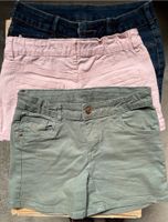 3 kurze Hosen/Shorts Gr. 152 Baden-Württemberg - Kolbingen Vorschau