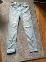H&M Jeans hell blau weiß (Slim fit ) Weite 31 Länge 32 Niedersachsen - Salzgitter Vorschau