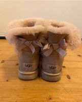 UGG Boots mit Schleife rosa/beige Rheinland-Pfalz - Mainz Vorschau