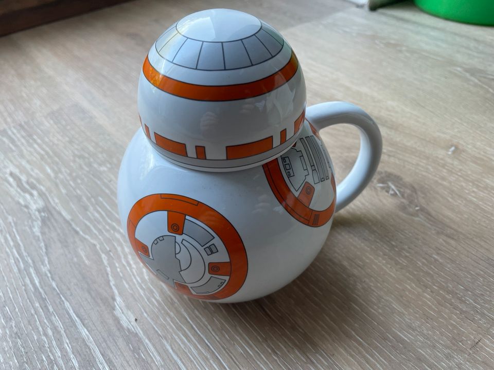 BB8 Star Wars Tasse aus Disney Store neu in Angelmodde