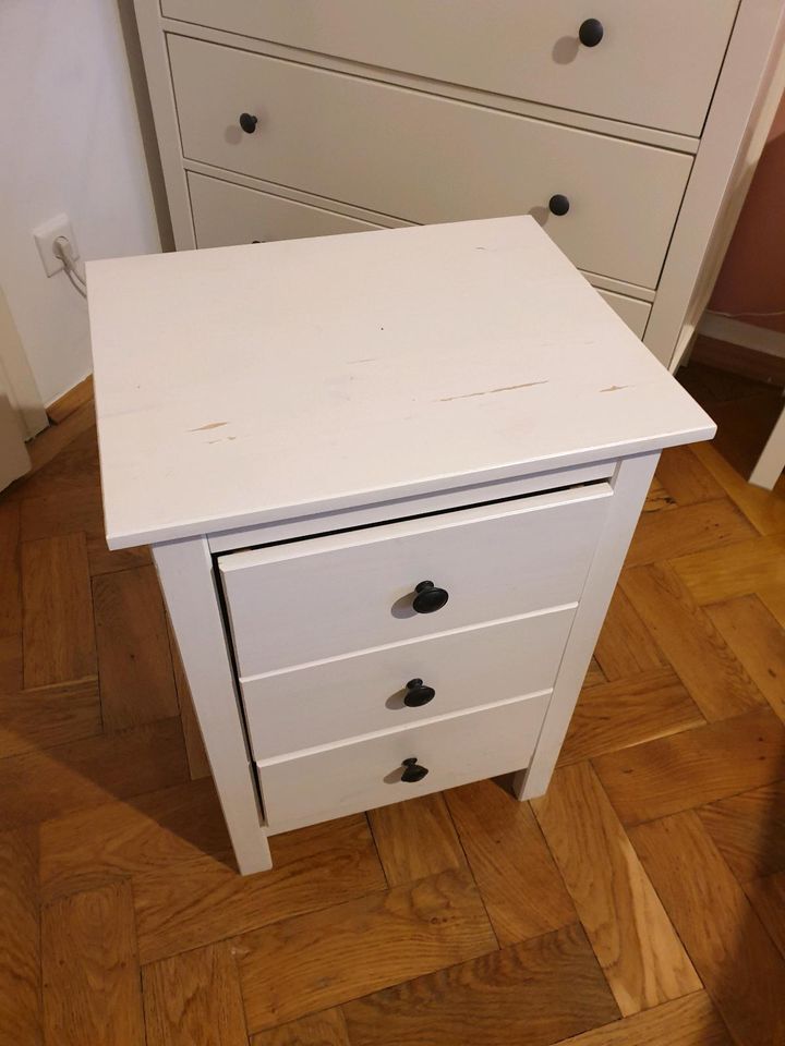 Nachttisch Weiß, Kommode, Schrank, Shabby, Landhausstil in München