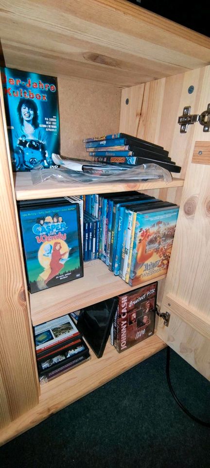 Leinwand, DVDs, Bluerays, in Hessisch Lichtenau