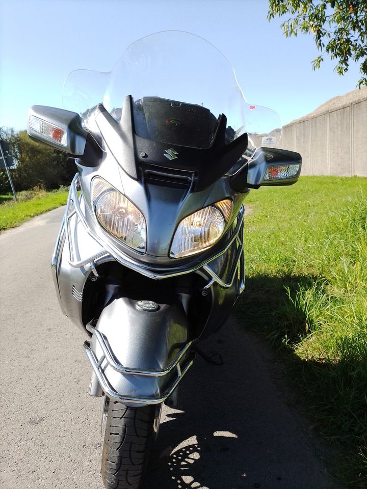 SUZUKI Burgman AN 650 Executive ABS in Leer (Ostfriesland)