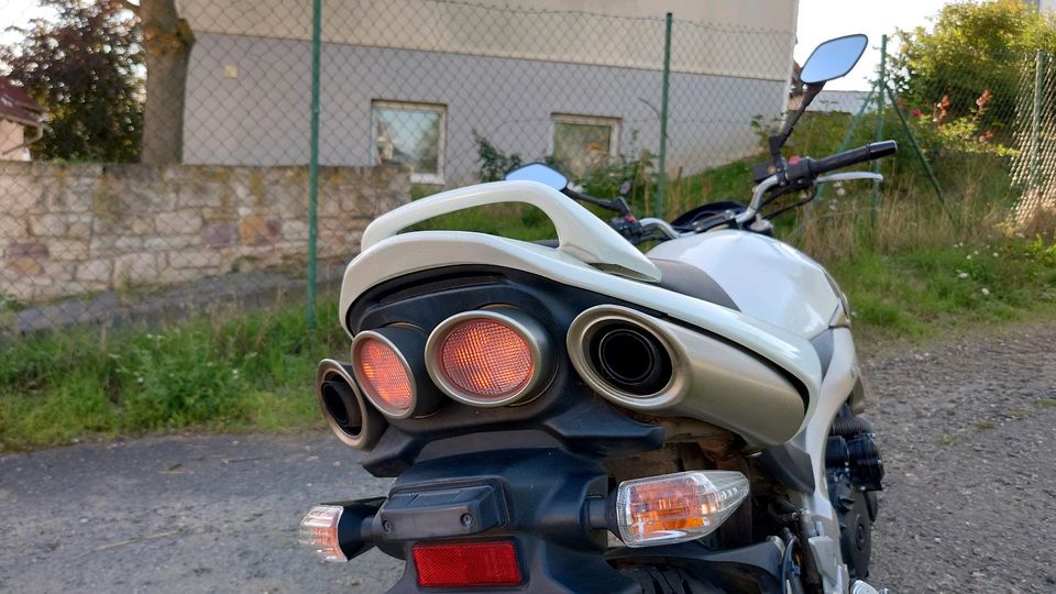 Motorrad Suzuki GSR 600 in Biebelnheim