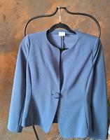 Armani Damen Jacke Größe XS Hingucker Rheinland-Pfalz - Breitenbach  Vorschau