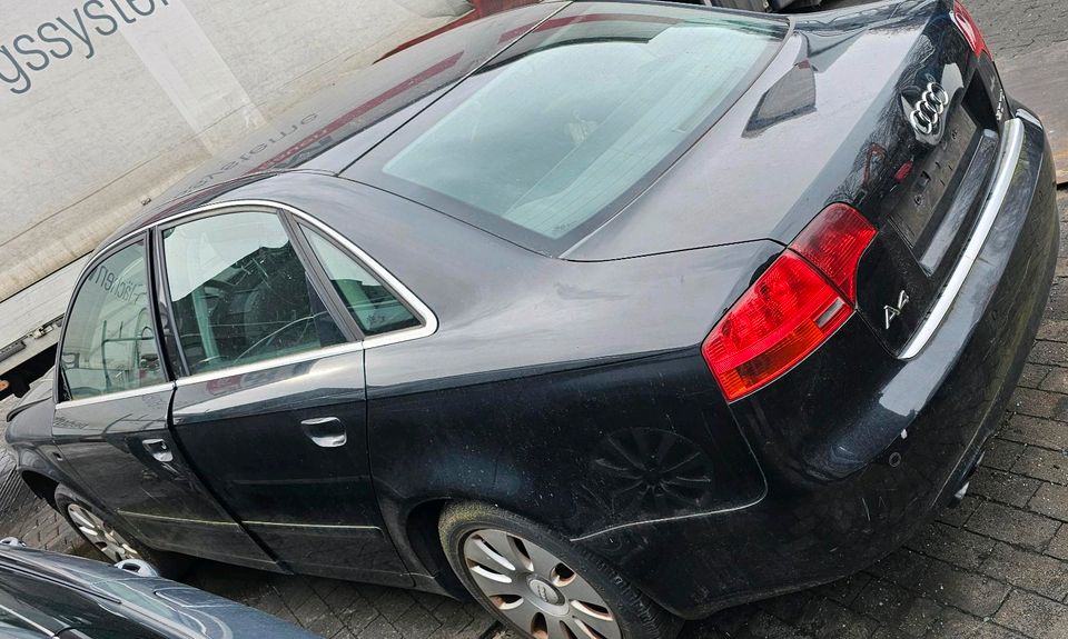 Audi A4 B7 Rückleuchte Spiegel Fensterheber Alufelgen Tachometer in Mülheim (Ruhr)