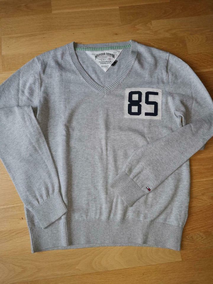 Pullover von Thommy Hilfiger Denim, Gr. S, grau in Scheinfeld