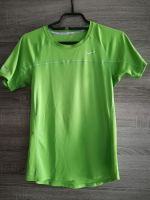 Nike Dri Fit Sport Shirt Running Laufen Gr. S 36 grün Dresden - Cotta Vorschau