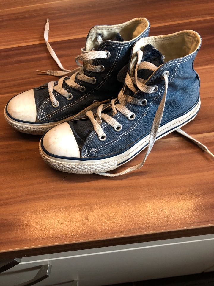 Converse Chuck Taylor All Star Gr. 31,5 blau hoch in Langen (Hessen)