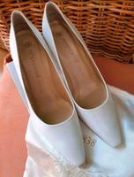 Peter Kaiser Pumps,  neu, Gr. 5,5 , weiß Hessen - Nauheim Vorschau