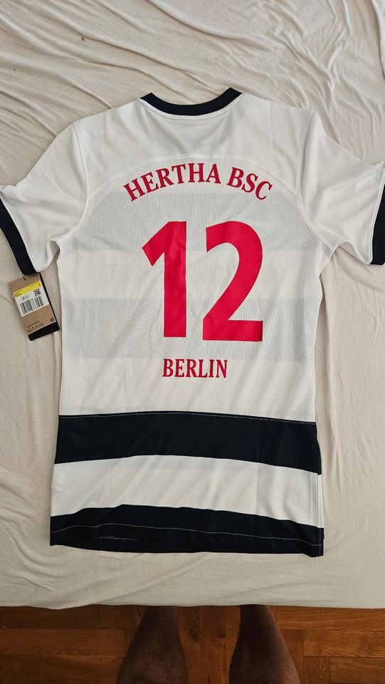 Hertha BSC Sondertrikot 90er Jahre Größe S Nike NEU mit Etikett in Greifswald