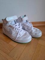 Nike Schuhe, Gr 36, halbhoch, weiß, Np 64,90 Hessen - Flieden Vorschau