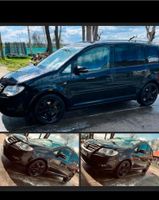 VW Touran R_Line 1,4tsi Brandenburg - Wriezen Vorschau