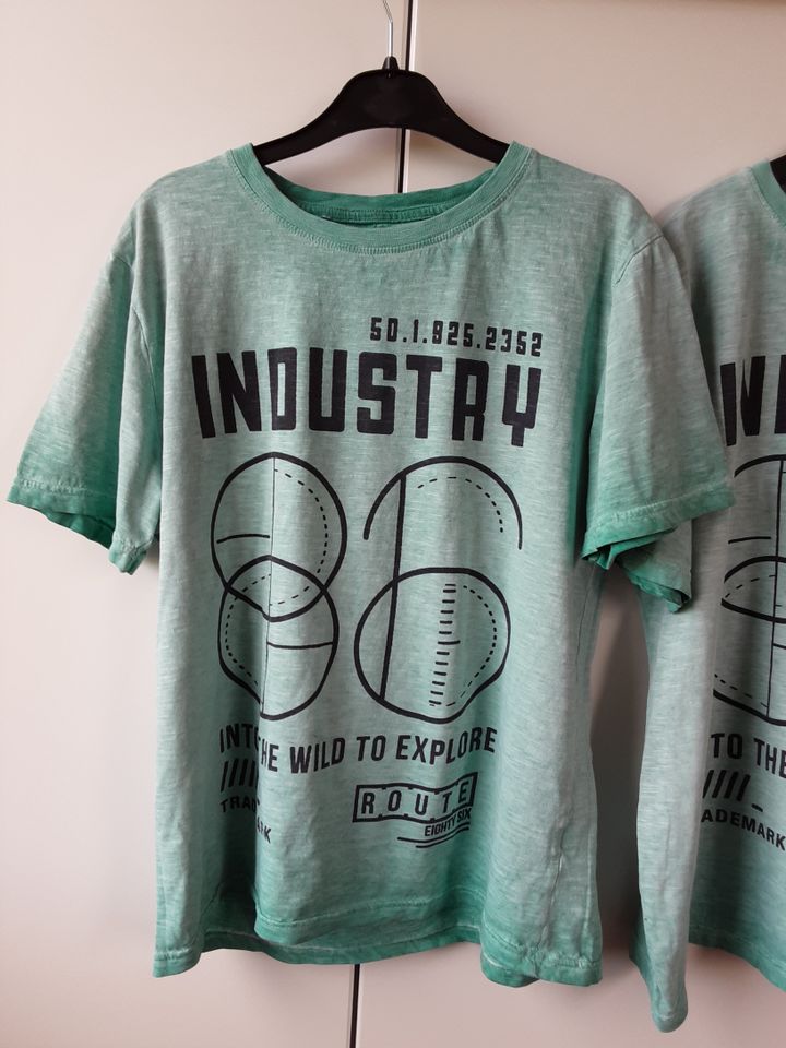 2 T-Shirts mit Aufdruck, grün, Gr. 146/152, Ernstings Familiy in Wusterwitz