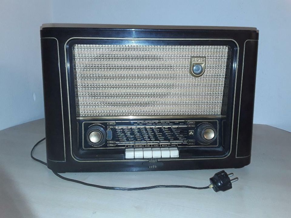 Röhrenradio Radio Grundig Siemens Loewe AEG in Bayreuth