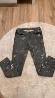 Garcia Hose Jeans grau mit Muster 27 / 32 neuwertig 34 Sachsen - Plauen Vorschau