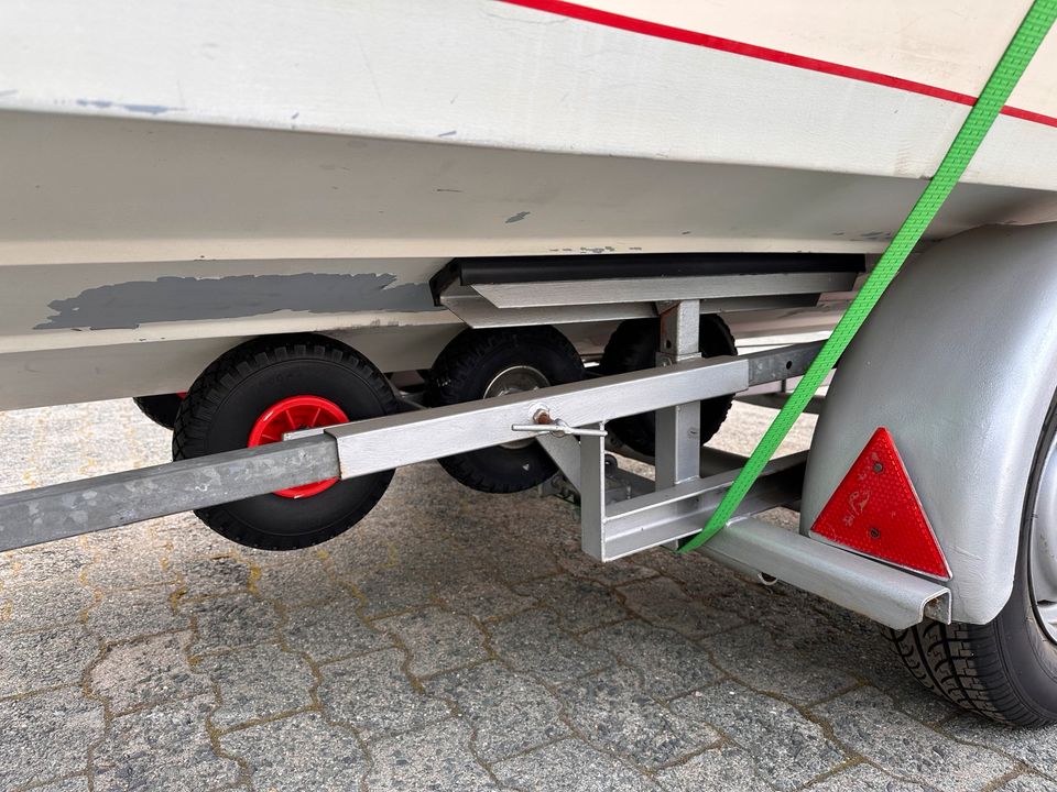 Dateline Motorboot 100ps mit Trailer in Konradsreuth