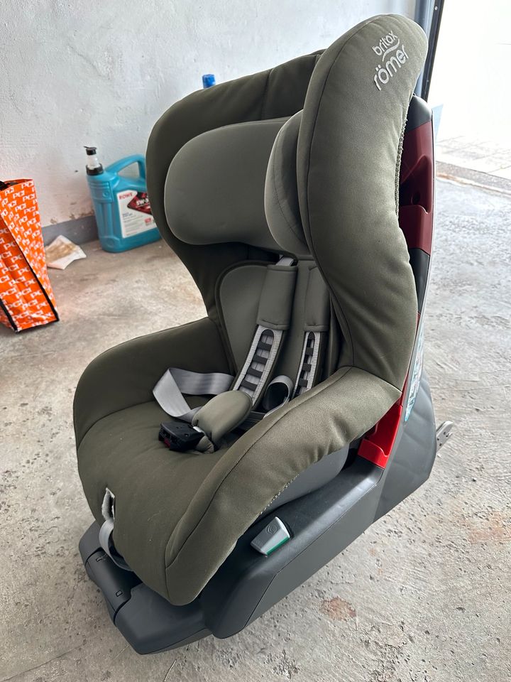 Britax Römer King 2 mit Isofix Kindersitz in Augsburg