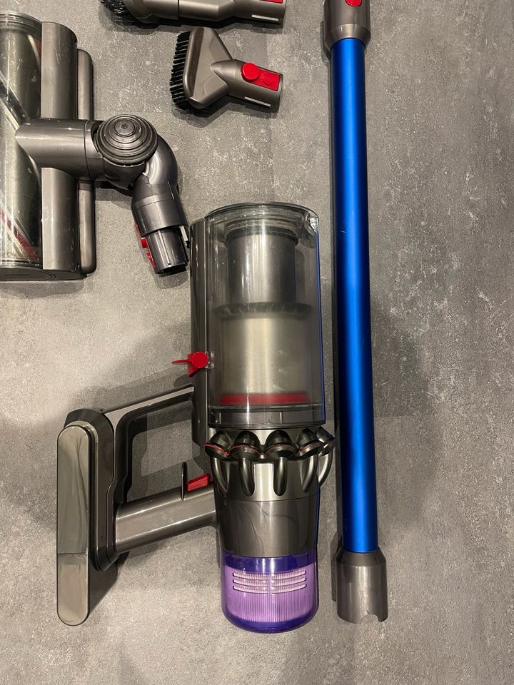 Dyson V11 Absolute extra *TOP* in Herne