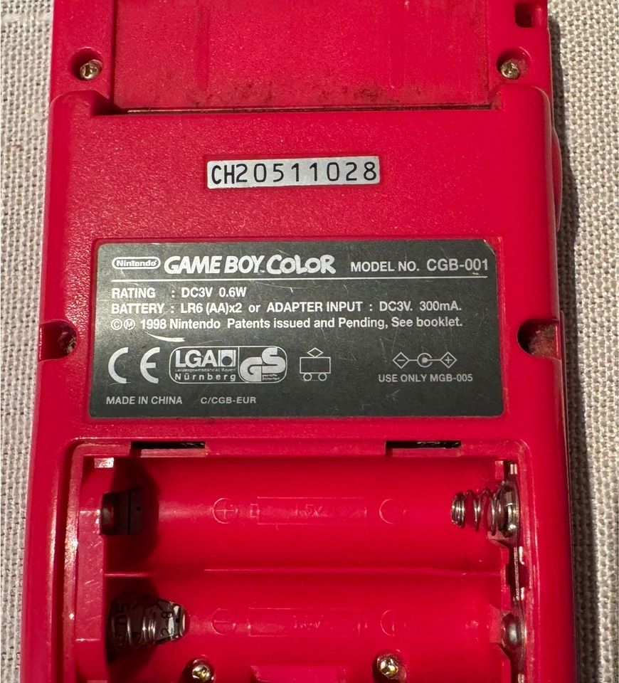 Gameboy Color rot 1998 in Leopoldshöhe