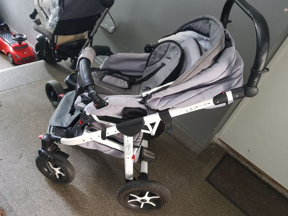 Kinderwagen 3 in 1 in Aachen