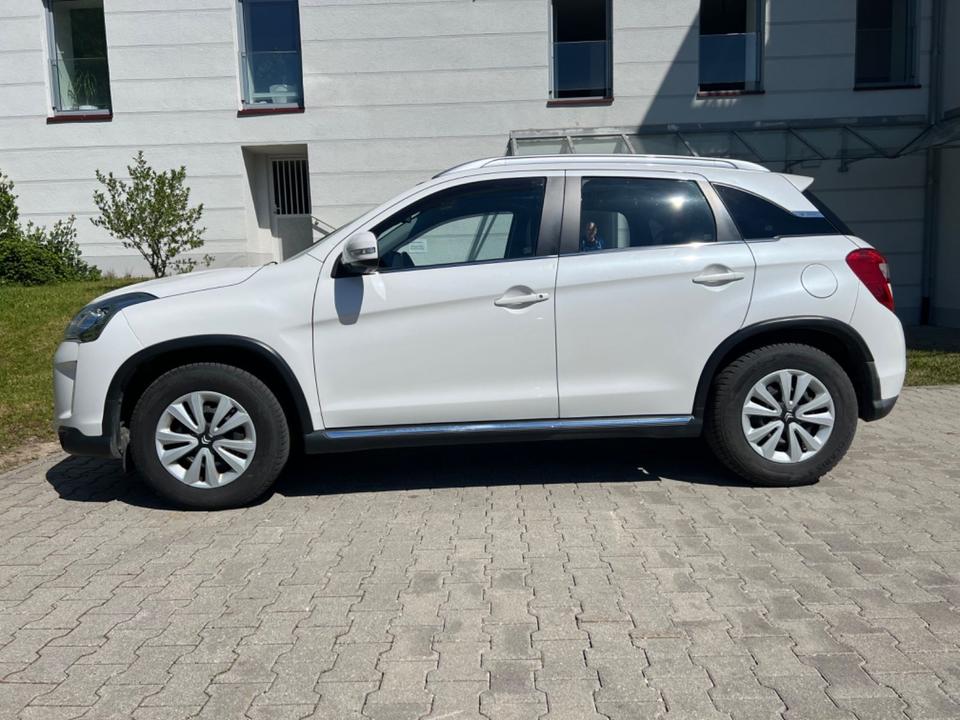 Citroën C4Aircross PANO TEILLEDER SHZ AHK EURO6 TÜV 2/27 in Tutzing