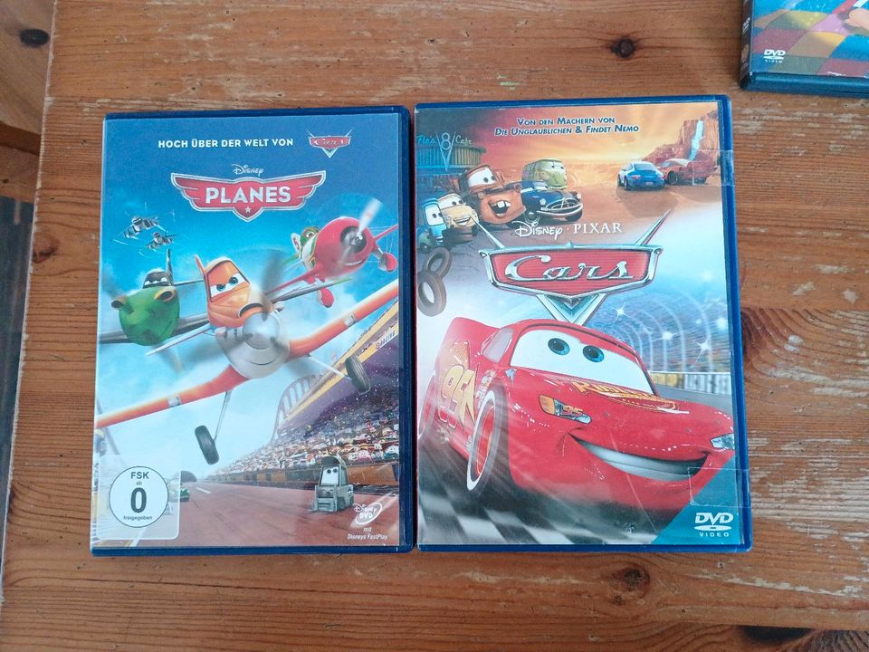 Disney DVD, Planes und Cars, Stück 3€, Zustand einwandfrei in Erbach