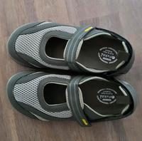 Damenschuhe, Sommerschuhe Klettverschluss 38,5/39 weit Senioren Nordrhein-Westfalen - Remscheid Vorschau
