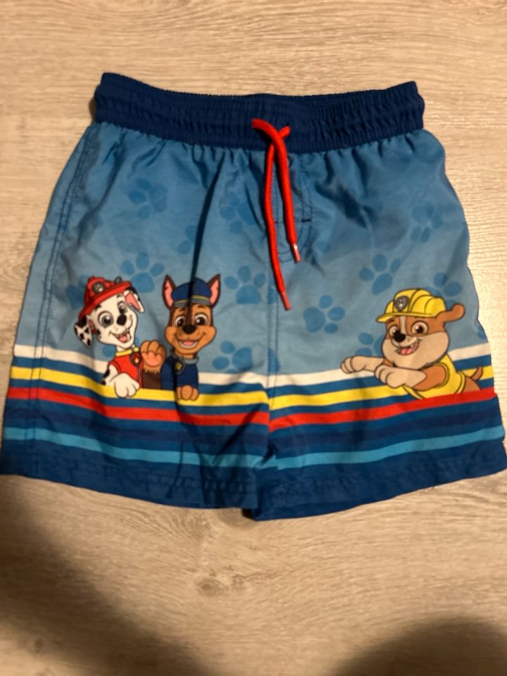 Paw Patrol Badeshorts Gr. 110/116 in Mettingen