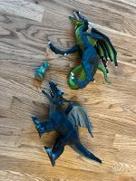 2 große Drachen & ein Mini Spielzeug schwarz Berlin - Köpenick Vorschau