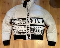 Tolle Winterjacke Steppjacke Gr 34 Fila top Sachsen - Kreischa Vorschau