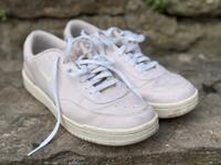 Rosa weiße Sneakers Schnürschuhe Nike in 41 *wenig getragen Baden-Württemberg - Markgröningen Vorschau
